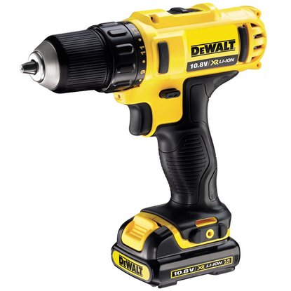 Дрель-шуруповерт аккумуляторная DeWalt DCD710C2
